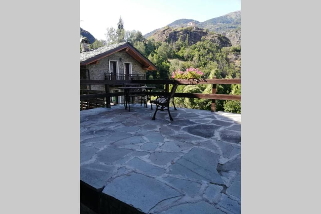 Apartament Sweet Terrace Arvier Zewnętrze zdjęcie